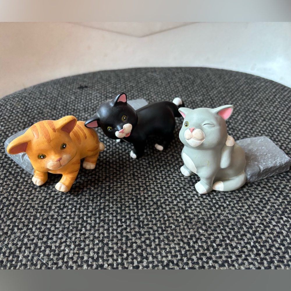 Cat Plant Pot Risers Set of 3 - Black, Gray, and Orange